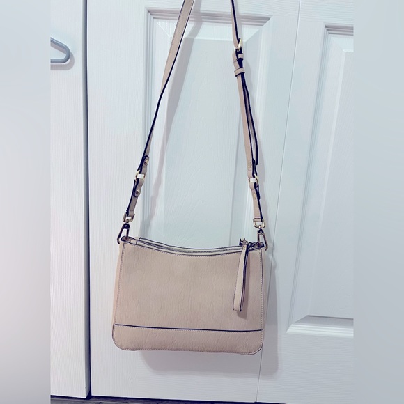 CALVIN KLEIN nude crossbody bag - Picture 4 of 7